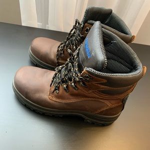 Blundstone work and safety boots